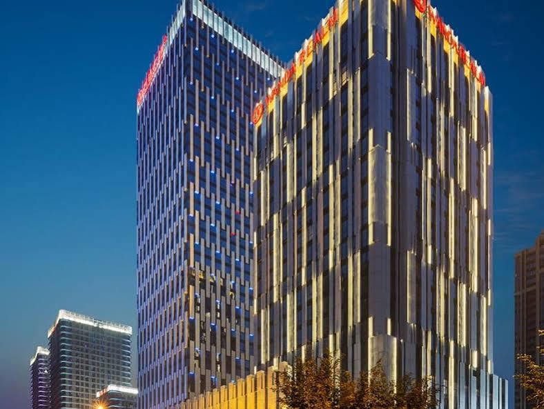 Wanda Realm Longyan Hotel Exterior foto