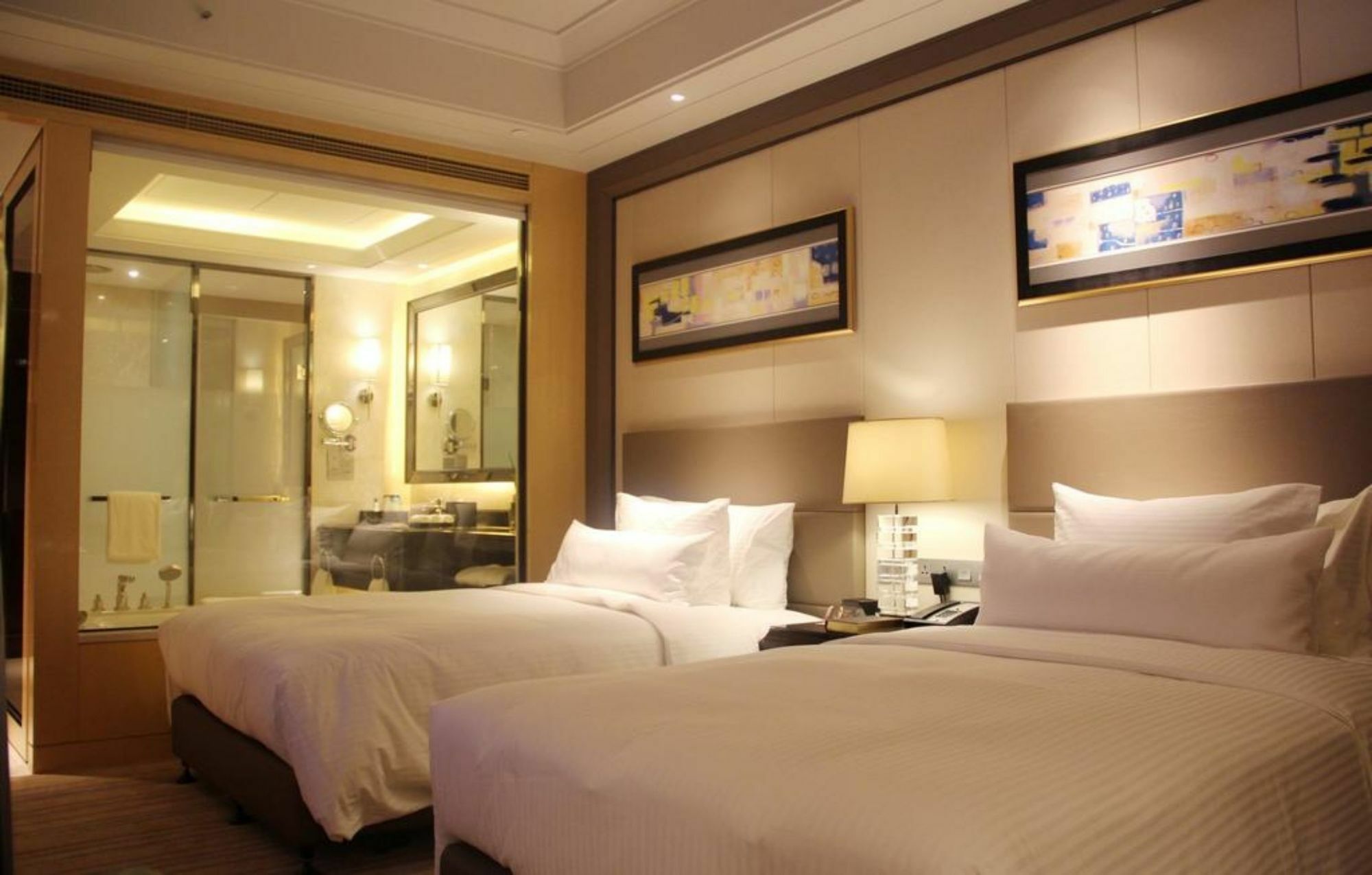 Wanda Realm Longyan Hotel Exterior foto